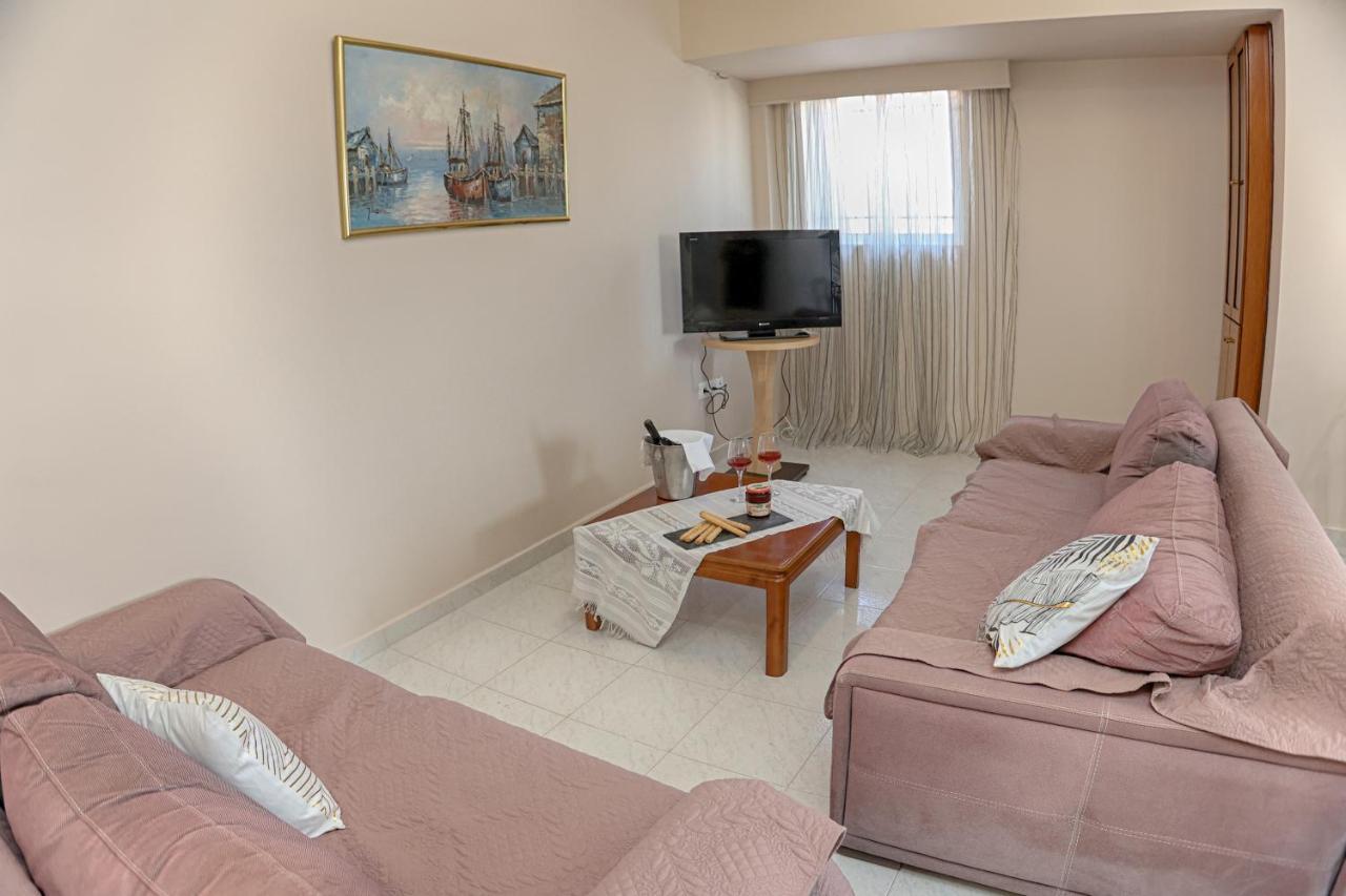 Joanna'S Apartment Rhodes City Екстериор снимка